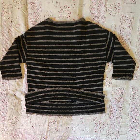 Eileen Fisher P/S striped black/gray pullover - Picture 3 of 5